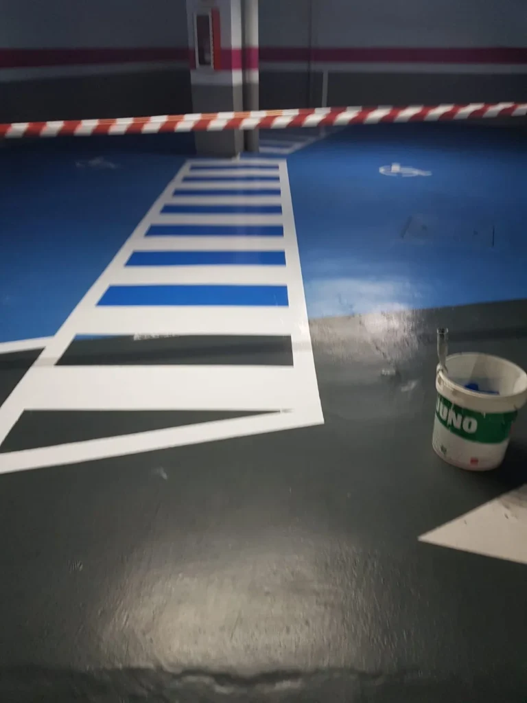 Pintura técnica y señalización de pavimento